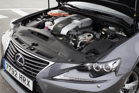 Prueba: Lexus IS 300h híbrido (equipamiento, comportamiento, conclusión)