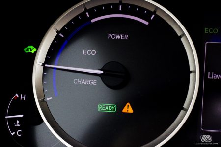 Prueba: Lexus IS 300h híbrido (equipamiento, comportamiento, conclusión)