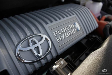 Prueba: Toyota Prius plug-in hybrid (equipamiento, comportamiento, conclusión)