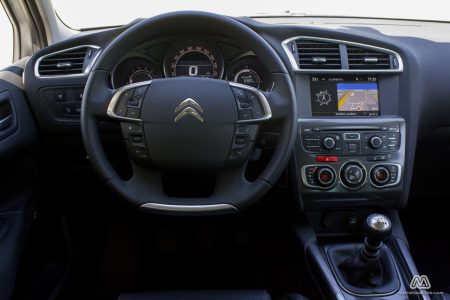 Prueba: Citroën C4 e-HDI 115 CV (equipamiento, comportamiento, conclusión)