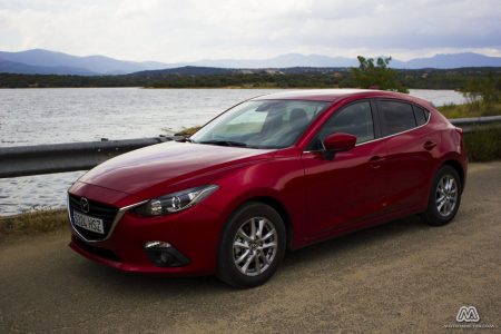 Prueba: Mazda 3 SkyActiv-G 100 CV (equipamiento, comportamiento, conclusión)