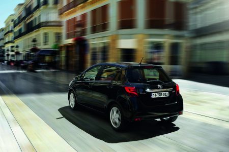 Nuevo Yaris 16