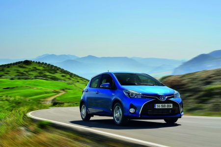 Toyota Yaris 2015: diseño y equipamiento mejorados