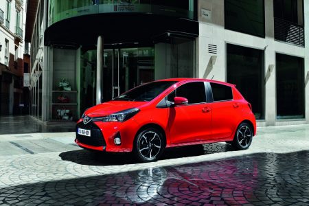 Toyota Yaris 2015: diseño y equipamiento mejorados