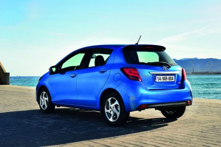 Toyota Yaris 2015: diseño y equipamiento mejorados