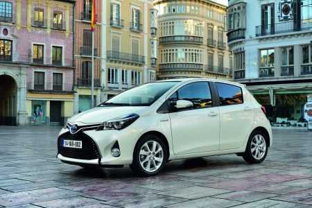 Toyota Yaris 2015: diseño y equipamiento mejorados