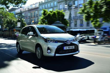 Toyota Yaris 2015: diseño y equipamiento mejorados