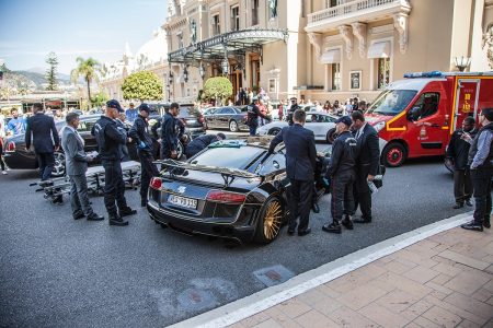 Destrozan un Audi R8 modificado por Prior Design cuando intentan rescatar a su piloto