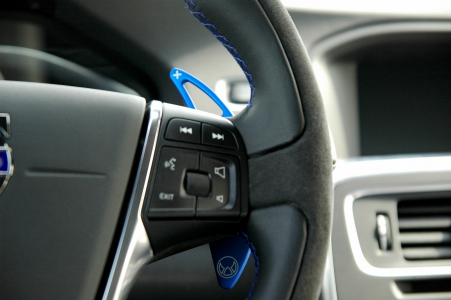 Volvo-V40-1