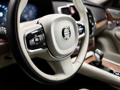 Volvo-XC90-2014-4
