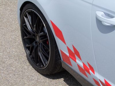 JE Design pone tu SEAT León Cupra a la altura de los más grandes