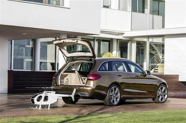 Oficial: 2015 Mercedes Clase C Estate