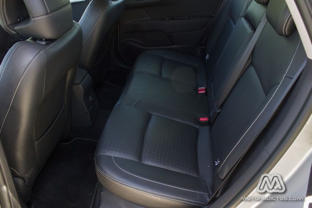 Prueba: Citroën C4 e-HDI 115 CV (diseño, habitáculo, mecánica) 7