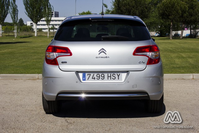 Prueba: Citroën C4 e-HDI 115 CV (equipamiento, comportamiento, conclusión) 8