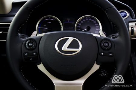 Prueba: Lexus IS 300h híbrido (equipamiento, comportamiento, conclusión)