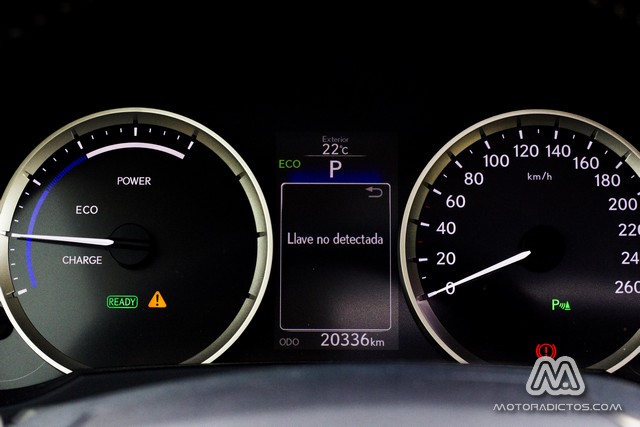 Prueba: Lexus IS300h Híbrido (diseño, habitáculo, mecánica) 6