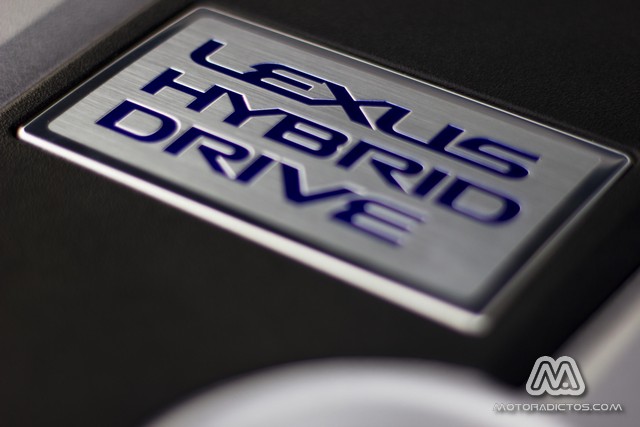 Prueba: Lexus IS300h Híbrido (diseño, habitáculo, mecánica) 11
