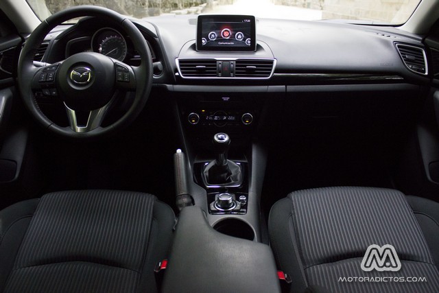 Prueba: Mazda 3 SkyActiv-G 100 CV (diseño, habitáculo, mecánica)