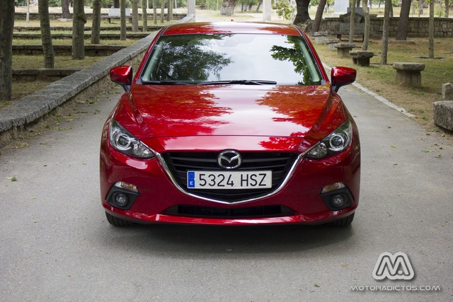 Prueba: Mazda 3 SkyActiv-G 100 CV (equipamiento, comportamiento, conclusión)