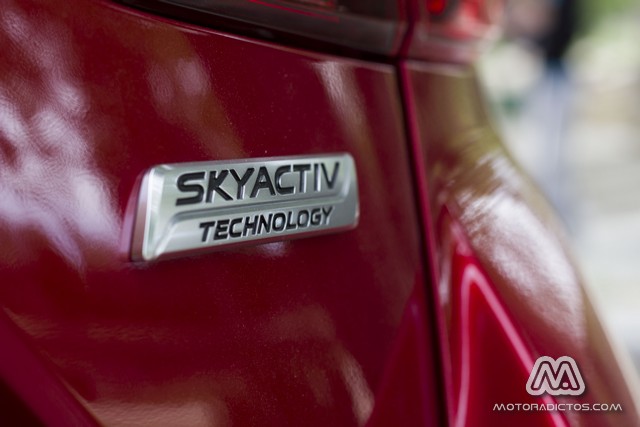 Prueba: Mazda 3 SkyActiv-G 100 CV (equipamiento, comportamiento, conclusión) 9