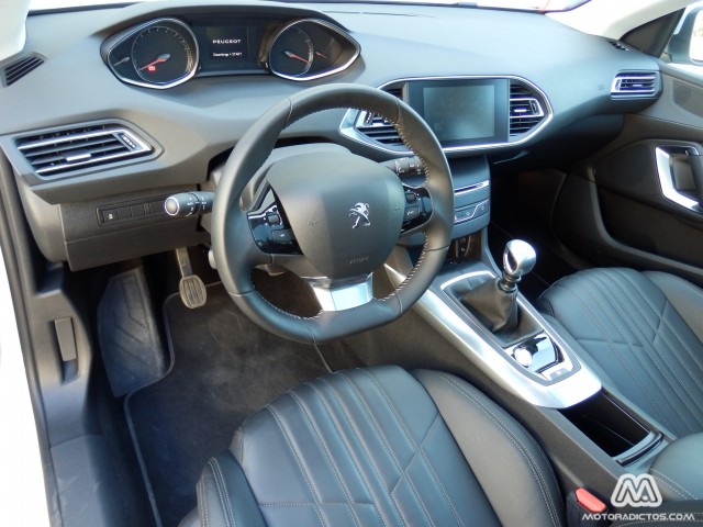 Prueba: Peugeot 308 1.6 THP (diseño, habitáculo, mecánica) 3
