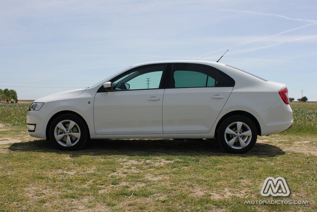 Prueba: Skoda Rapid Greenline 1.6 TDI 90 CV (diseño, habitáculo, mecánica) 2