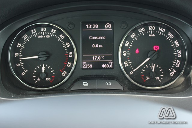 Prueba: Skoda Rapid Greenline 1.6 TDI 90 CV (equipamiento, comportamiento, conclusión) 5