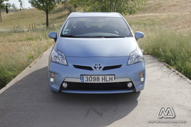 Prueba: Toyota Prius plug-in hybrid (equipamiento, comportamiento, conclusión)