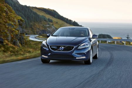 Llega el Volvo V40 D4 de 190 caballos