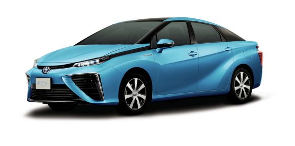 El Toyota FCV ya está disponible en Japón, y su diseño es... "peculiar"