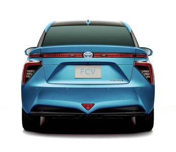 El Toyota FCV ya está disponible en Japón, y su diseño es... "peculiar"