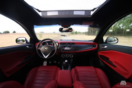 Prueba: Alfa Romeo Giulietta 2.0 JTDm 150 CV (equipamiento, comportamiento, conclusión)