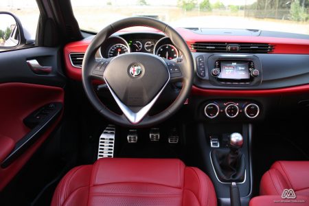 Prueba: Alfa Romeo Giulietta 2.0 JTDm 150 CV (equipamiento, comportamiento, conclusión)