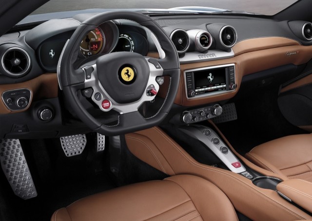 Llega el Ferrari California T a España 4