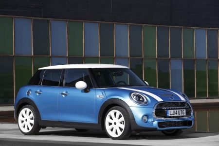 MINI 5 puertas: Continúa creciendo la gama de la nueva generación