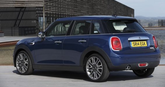 MINI 5 puertas: Continúa creciendo la gama de la nueva generación