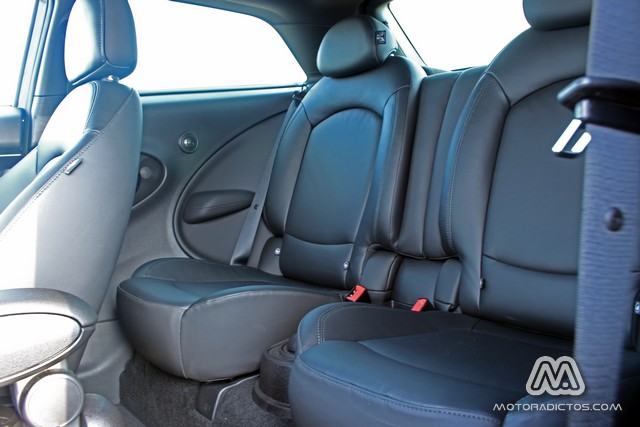 Prueba: Mini Cooper S Paceman ALL4 (diseño, habitáculo, mecánica) 9