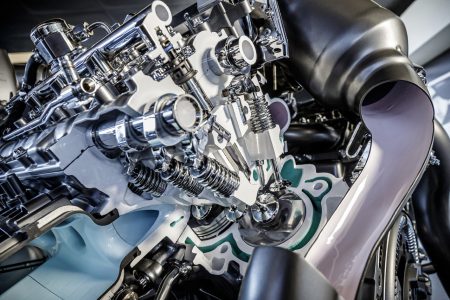 Mercedes-AMG 4.0-Liter Biturbo-Motor (M 178); 2014
