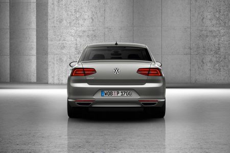 Volkswagen Passat 2015, megagelería de imágenes y vídeos