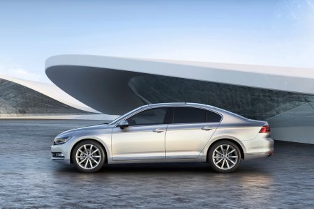 Volkswagen Passat 2015, megagelería de imágenes y vídeos