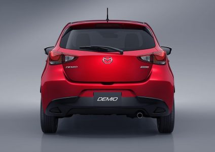 2015-mazda2-demio-13