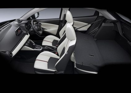 2015-mazda2-demio-29