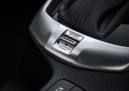 2015-mazda2-demio-32