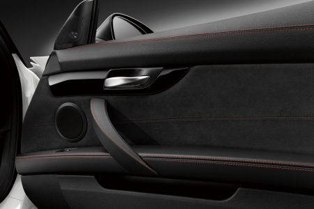 BMW-Z4-sDrive-20i-GT-8[2]
