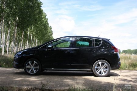 Prueba: Peugeot 3008 HYbrid4 (equipamiento, comportamiento, conclusión)