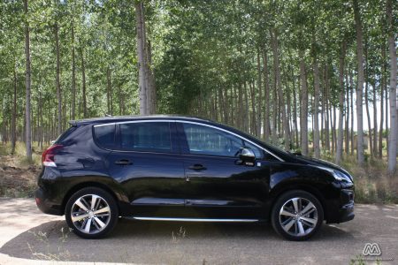 Prueba: Peugeot 3008 HYbrid4 (equipamiento, comportamiento, conclusión)