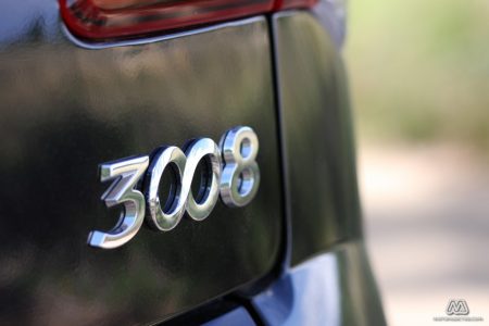 Prueba: Peugeot 3008 HYbrid4 (equipamiento, comportamiento, conclusión)