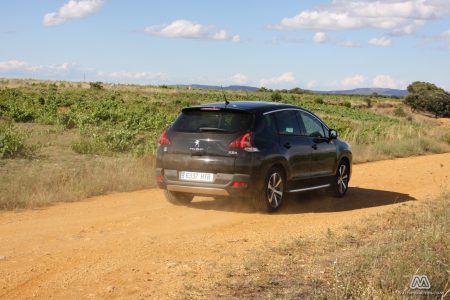 Prueba: Peugeot 3008 HYbrid4 (equipamiento, comportamiento, conclusión)