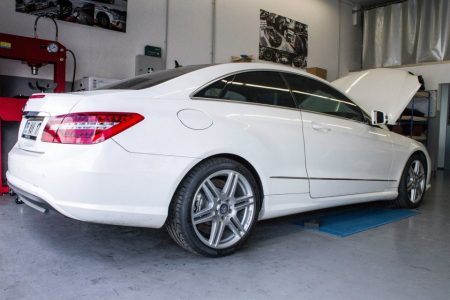 680 caballos para tu Mercedes E350 Coupé cortesía de Mcchip-dkr