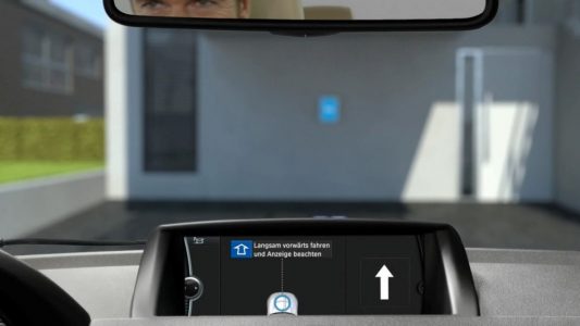 bmw-mercedes-benz-working-on-wireless-charging_100472142_l